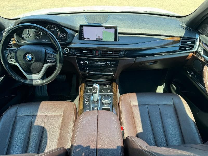2017 BMW X5 XDR40E 9