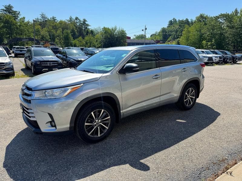 2017 TOYOTA HIGHLANDER XLE 2