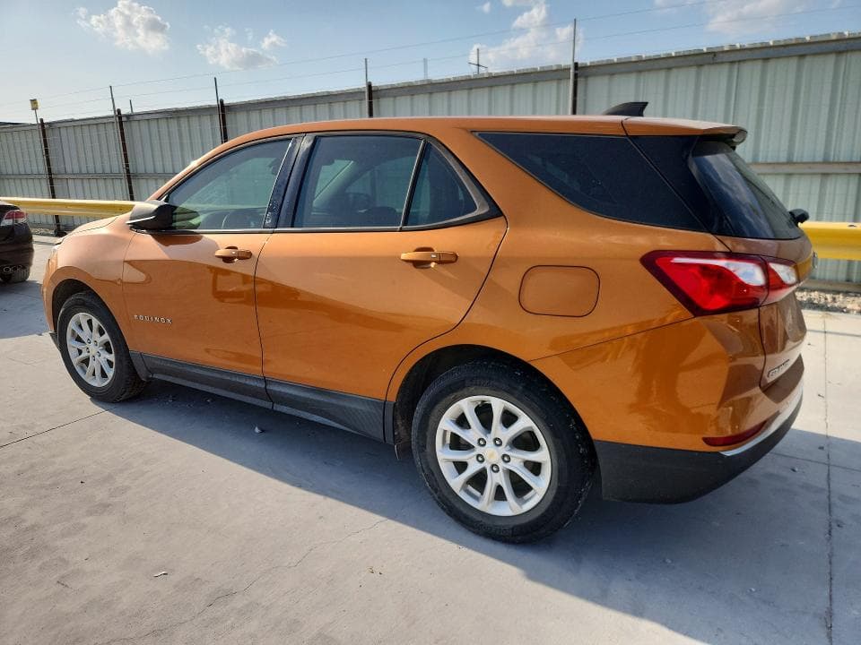 2018 CHEVROLET EQUINOX LS 2