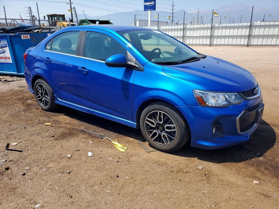 2019 CHEVROLET SONIC LT 4