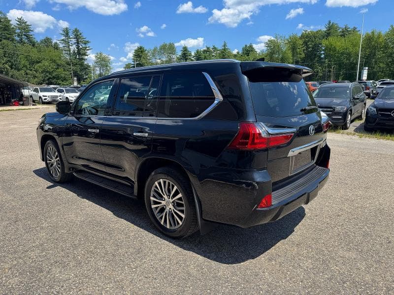 2018 LEXUS LX 570 3