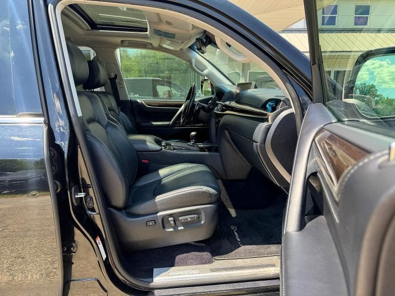 2018 LEXUS LX 570 5