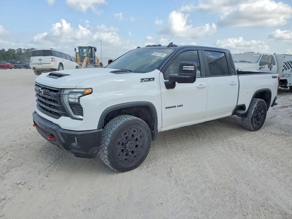 2025 CHEVROLET SILVERADO K3500 LT - 1