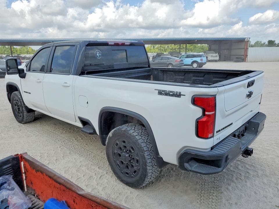 2025 CHEVROLET SILVERADO K3500 LT 2