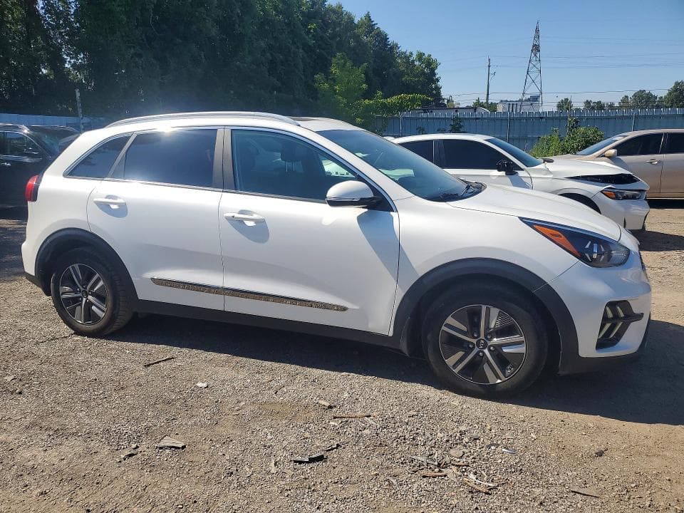 2020 KIA NIRO EX 4