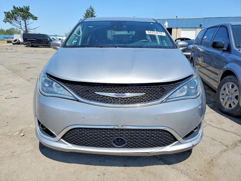 2019 CHRYSLER PACIFICA TOURING PLUS 5