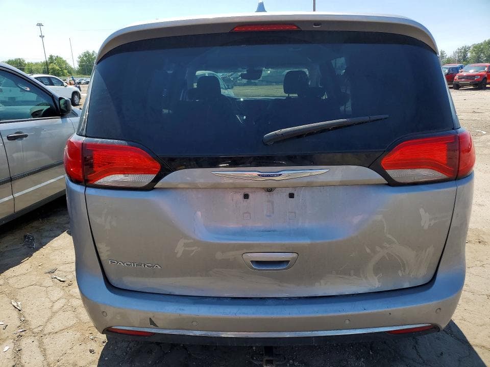 2019 CHRYSLER PACIFICA TOURING PLUS 6