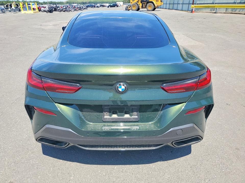 2025 BMW M850XI 6