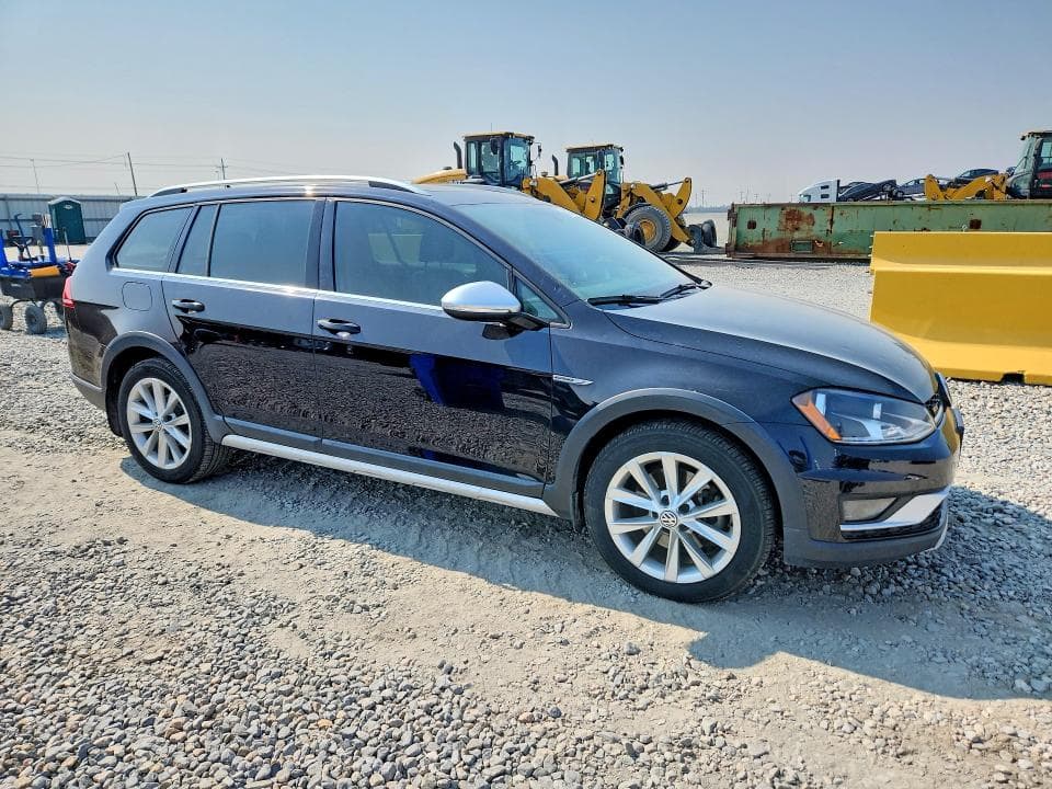 2017 VOLKSWAGEN GOLF ALLTRACK S 4