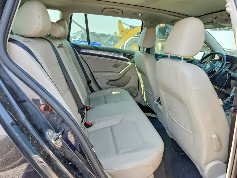 2017 VOLKSWAGEN GOLF ALLTRACK S 10