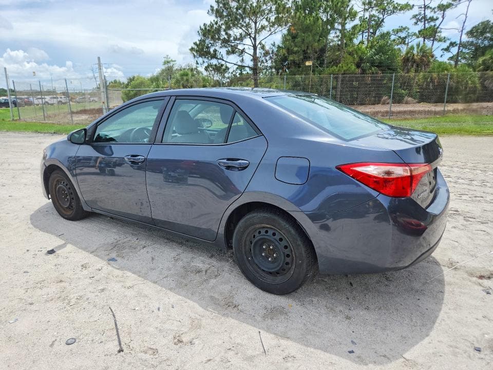 2017 TOYOTA COROLLA LE 2