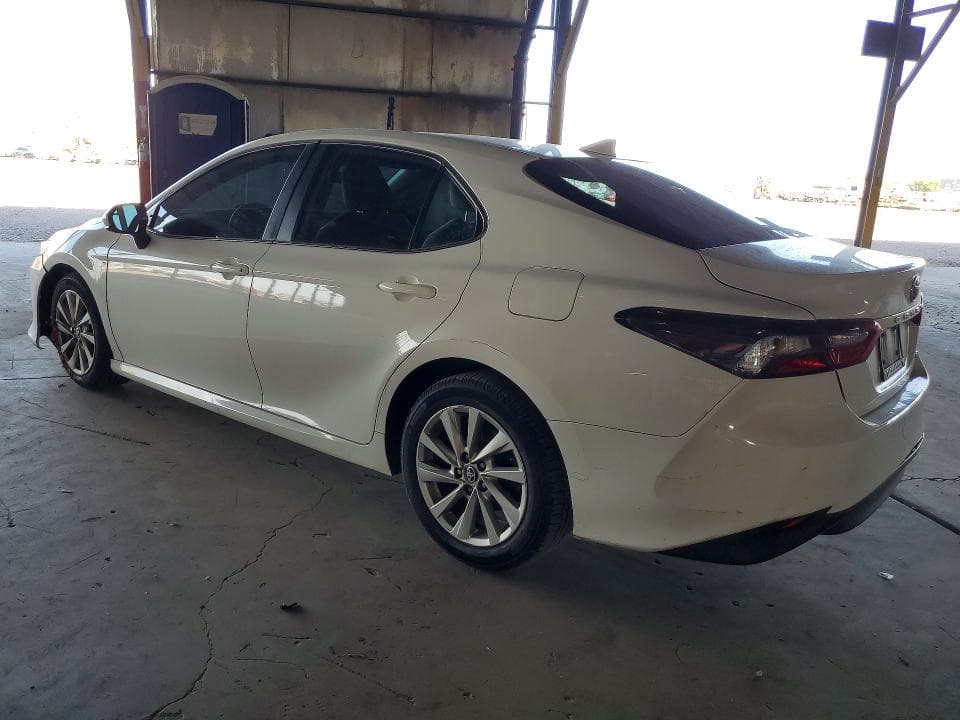 2023 TOYOTA CAMRY LE 2
