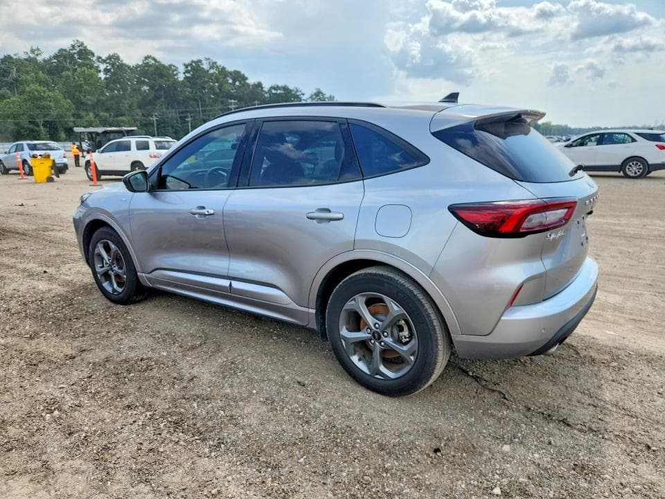 2024 FORD ESCAPE ST LINE 2