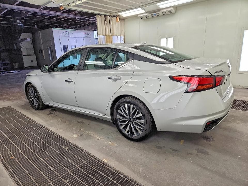 2025 NISSAN ALTIMA SV 2