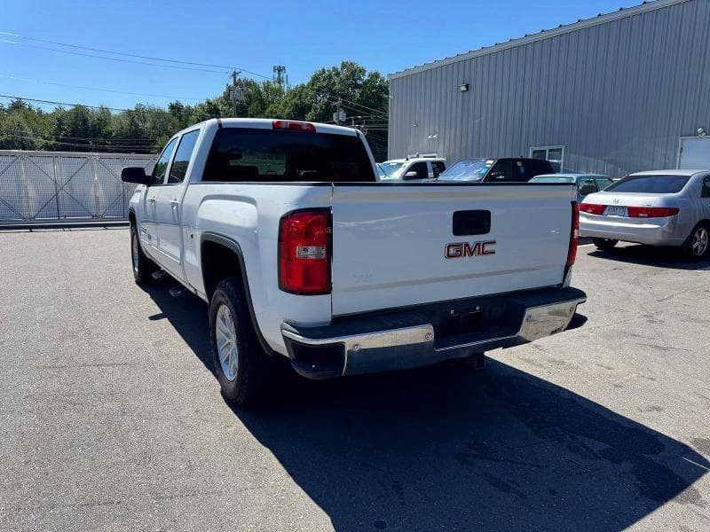 2017 GMC SIERRA K1500 SLE 2