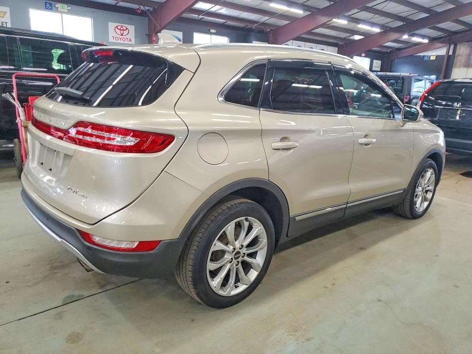 2017 LINCOLN MKC SELECT 3