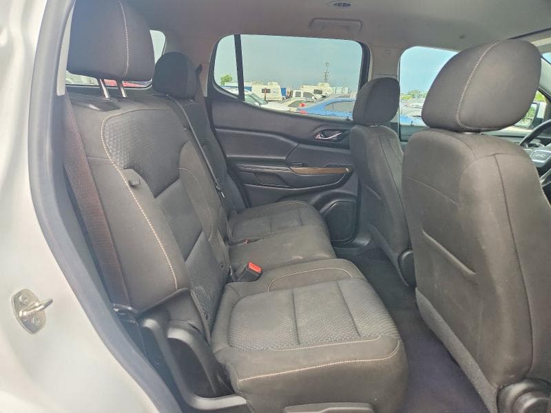 2023 GMC ACADIA SLE 11