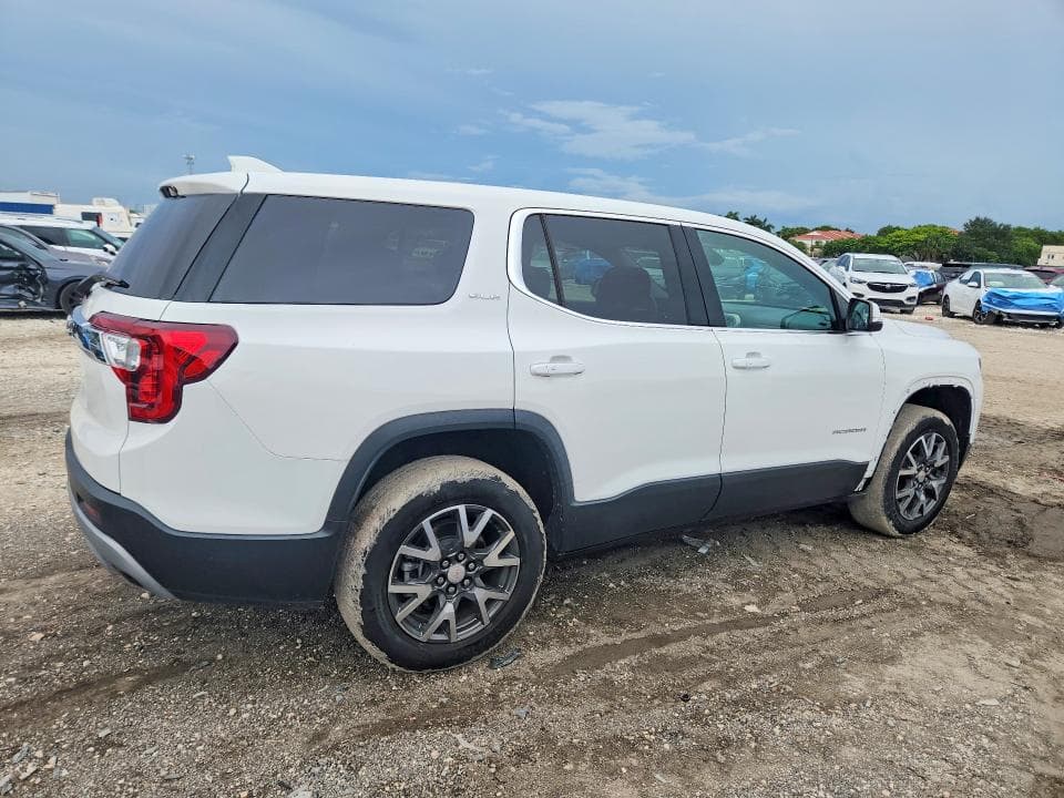 2023 GMC ACADIA SLE 3