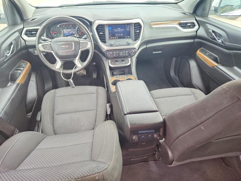 2023 GMC ACADIA SLE 8