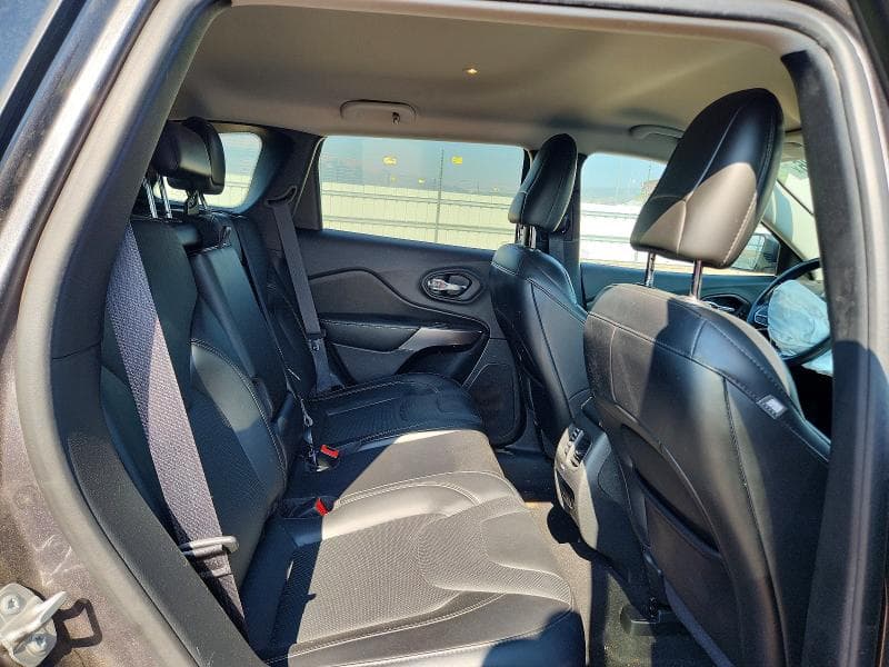 2020 JEEP CHEROKEE LIMITED 10