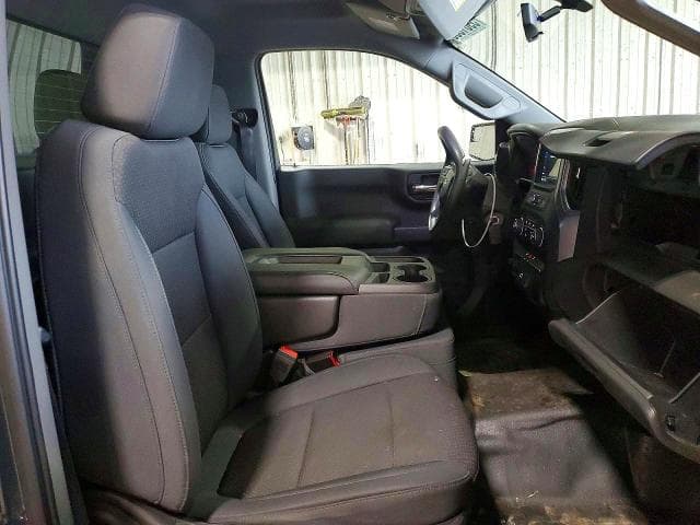 2019 CHEVROLET SILVERADO K1500 4X4 V8 10
