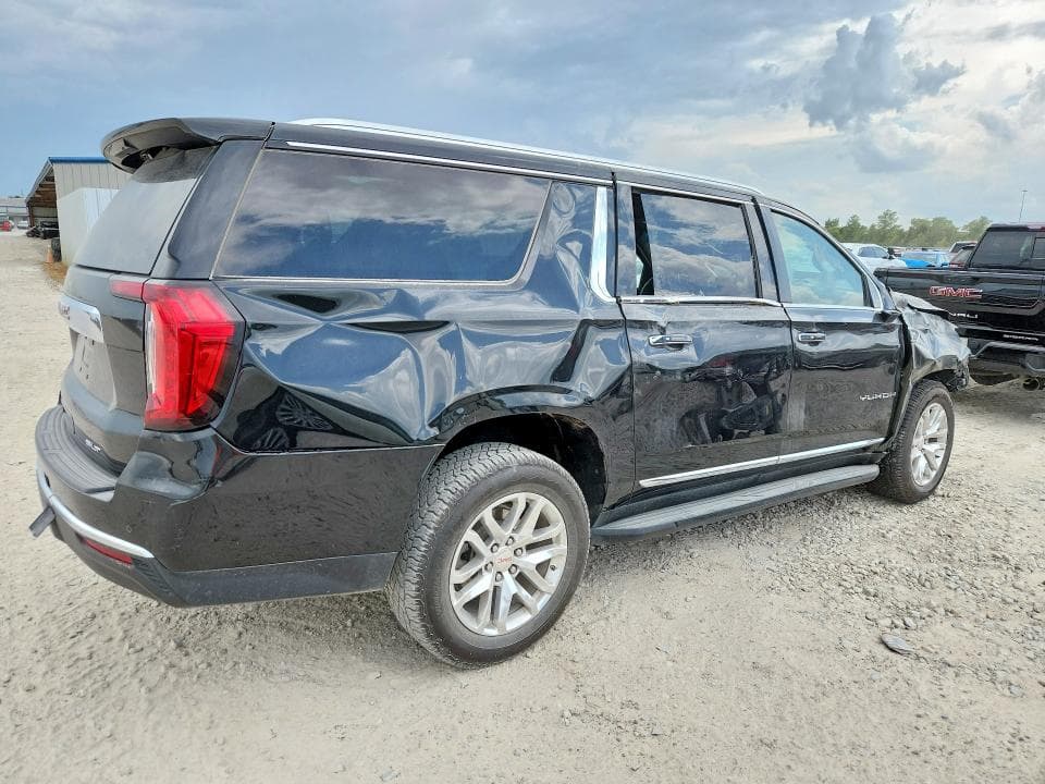 2024 GMC YUKON XL K1500 SLT 3