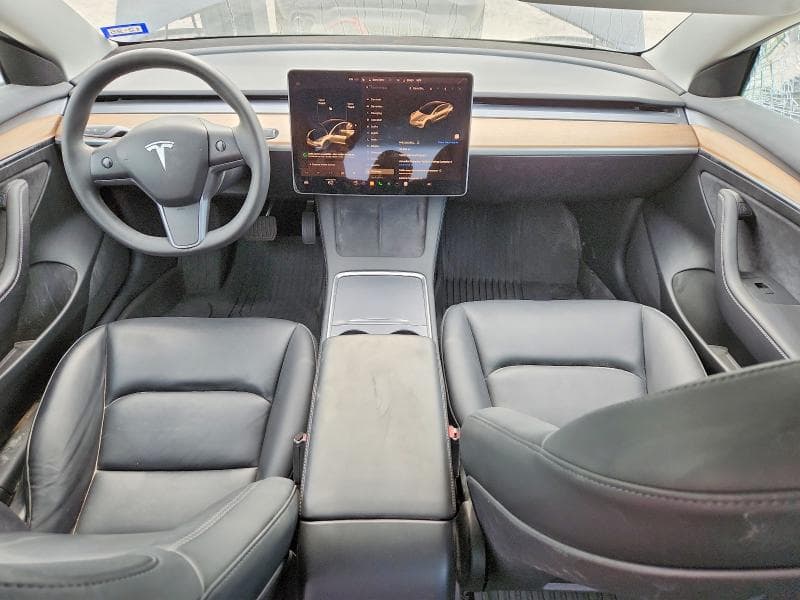 2023 TESLA MODEL 3 9