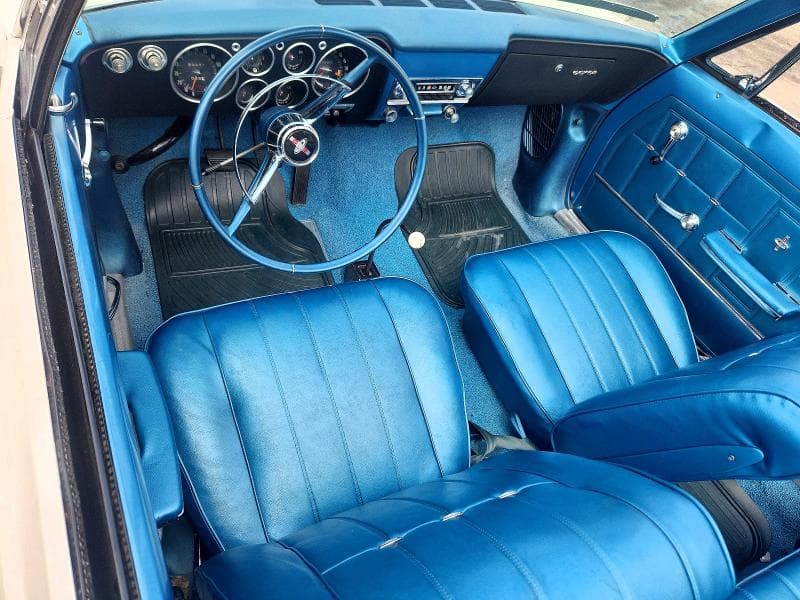 1966 CHEVROLET CORVAIRE 8