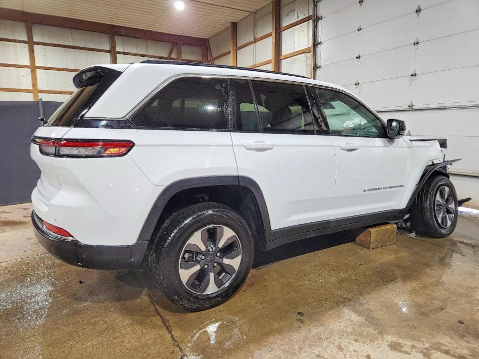 2024 JEEP GRAND CHEROKEE LIMITED 4XE 3