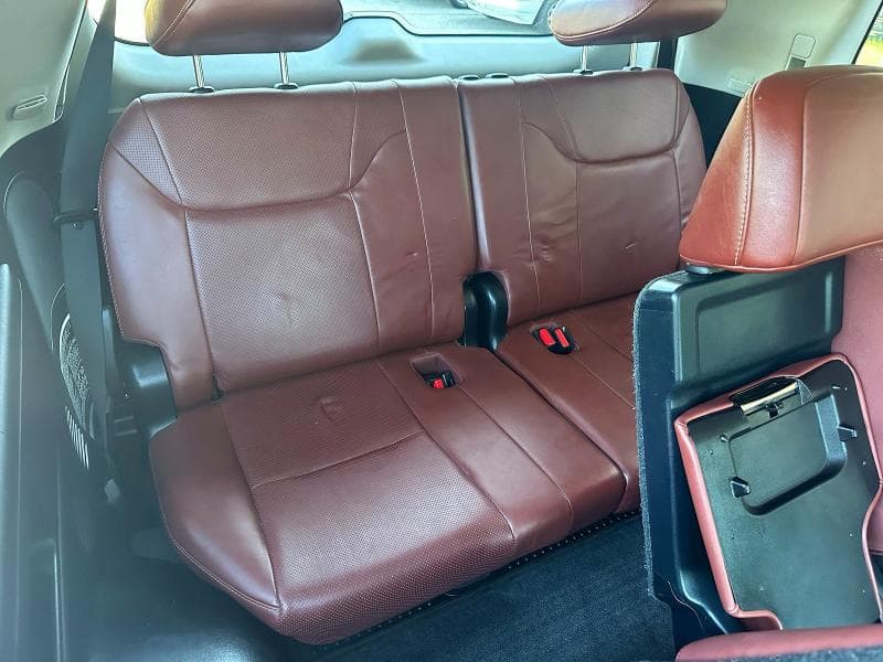 2018 LEXUS LX 570 11