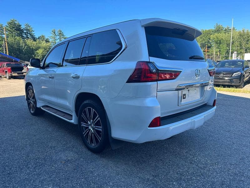 2018 LEXUS LX 570 3