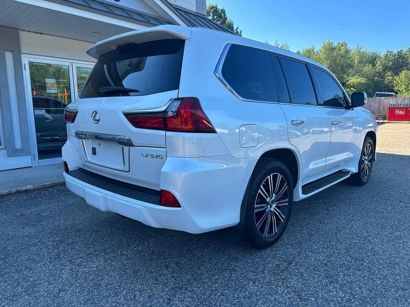 2018 LEXUS LX 570 4