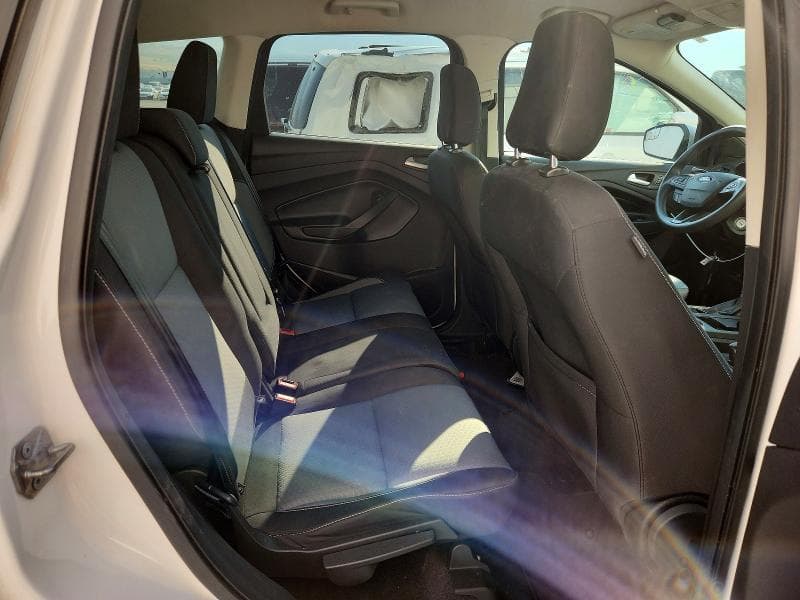 2018 FORD ESCAPE SE 11