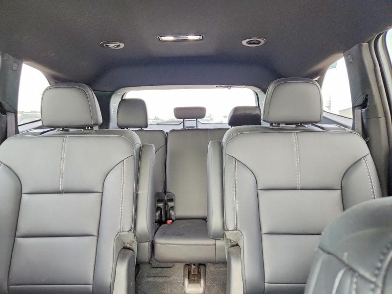 2024 GMC ACADIA UPLEVEL 10