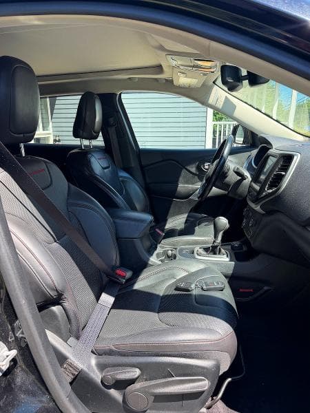 2018 JEEP CHEROKEE TRAILHAWK 5