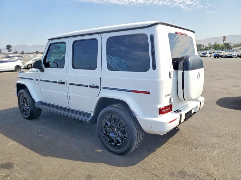 2025 MERCEDES-BENZ G 580E 2