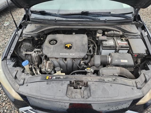 2017 HYUNDAI ELANTRA SE 11