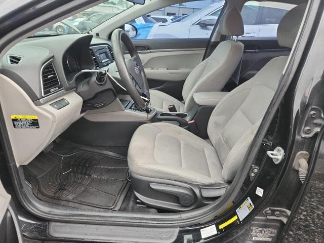 2017 HYUNDAI ELANTRA SE 7