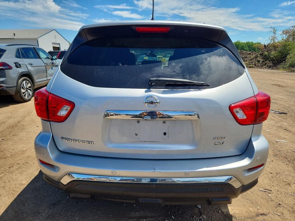 2018 NISSAN PATHFINDER SV 12