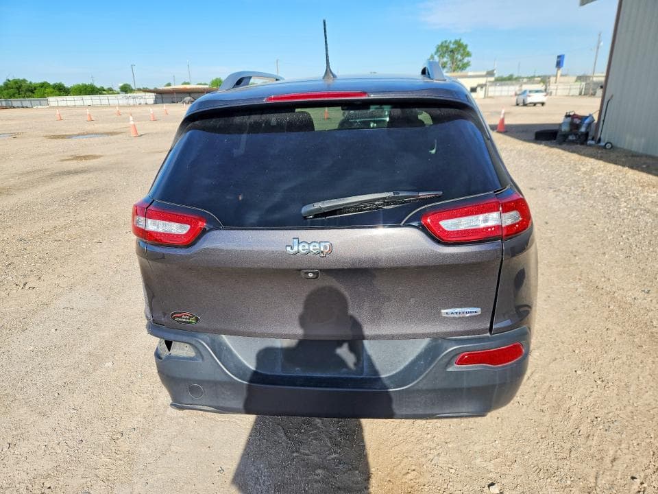 2017 JEEP CHEROKEE LATITUDE 9