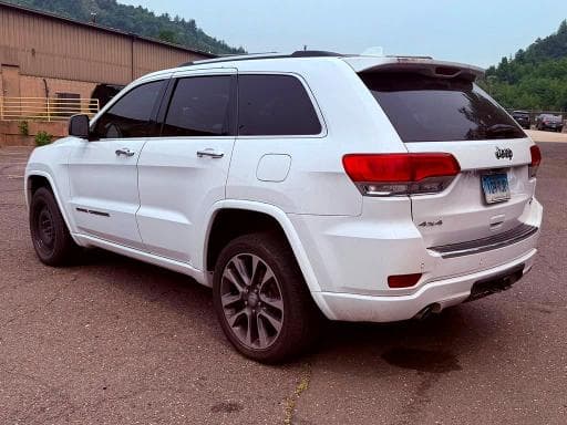 2017 JEEP GRAND CHEROKEE OVERLAND 3