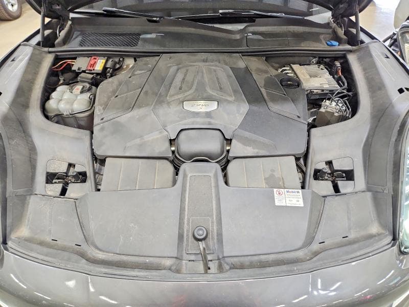 2019 PORSCHE CAYENNE S 12