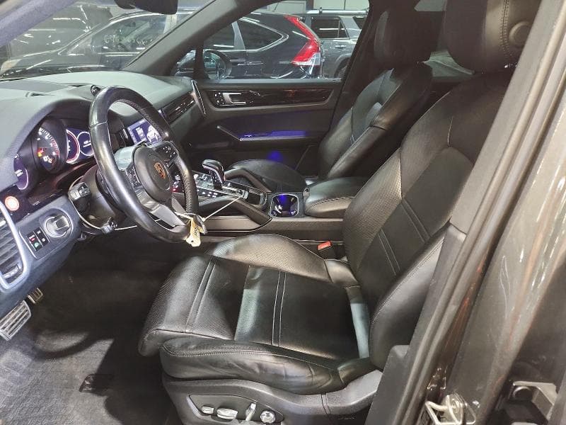 2019 PORSCHE CAYENNE S 7