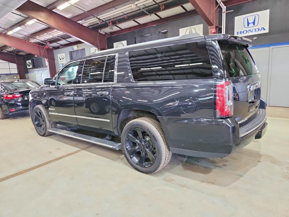 2020 GMC YUKON XL DENALI 2