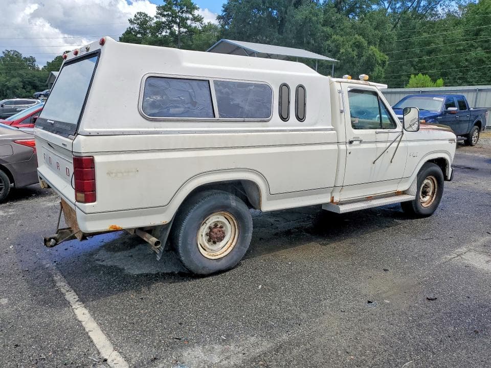 1983 FORD F250 3