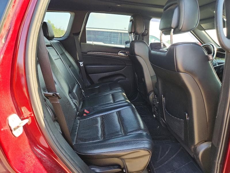 2018 JEEP GRAND CHEROKEE OVERLAND 11
