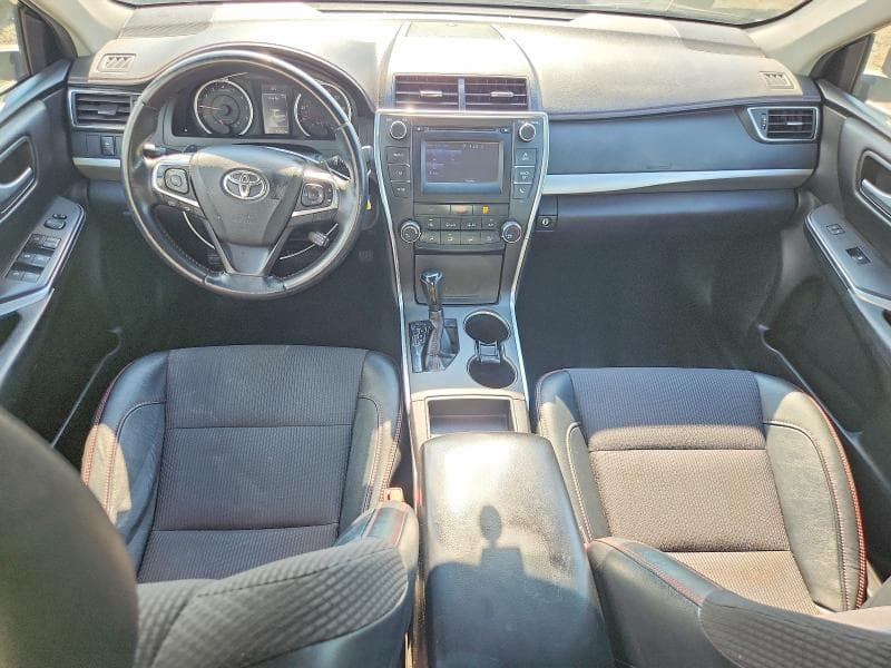 2017 TOYOTA CAMRY SE 8