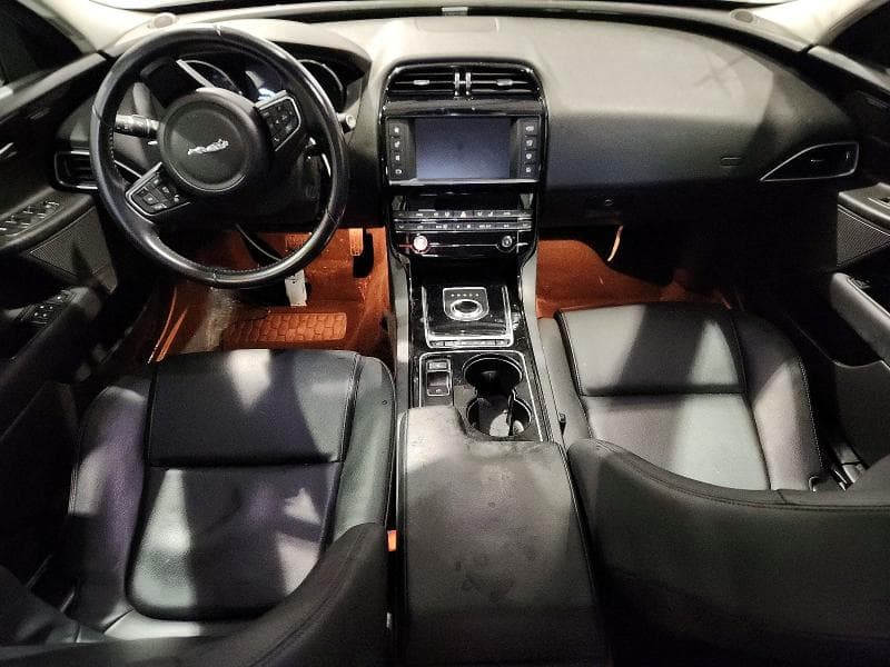 2017 JAGUAR XE PREMIUM 8