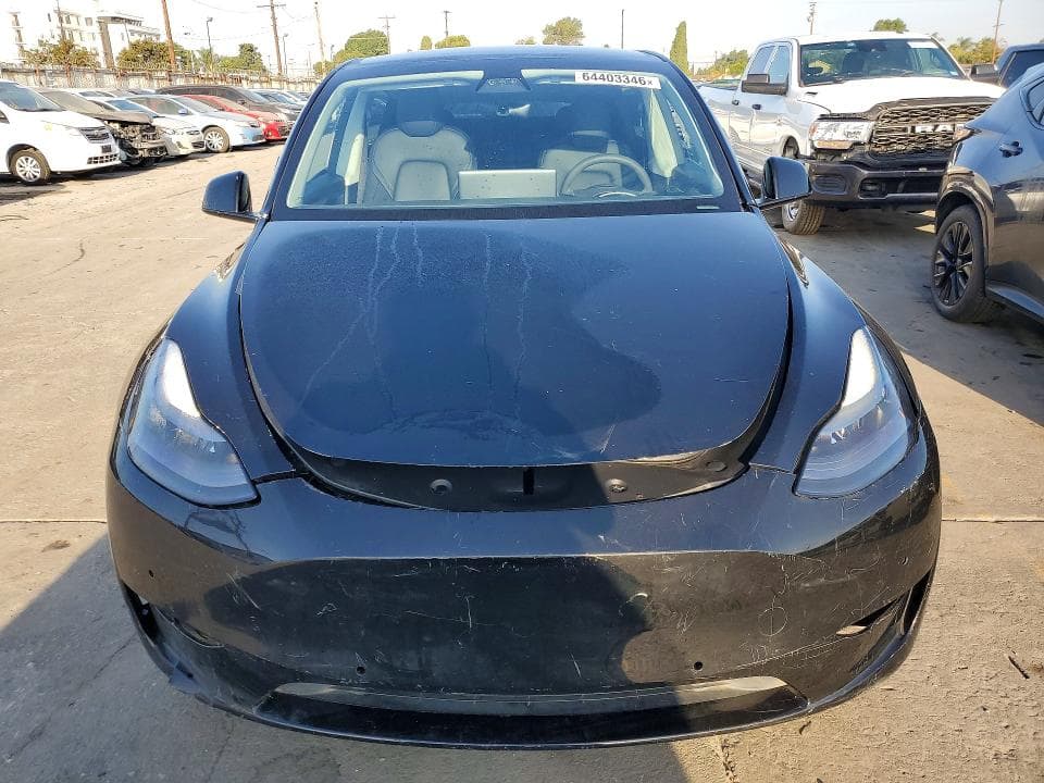 2024 TESLA MODEL Y 5