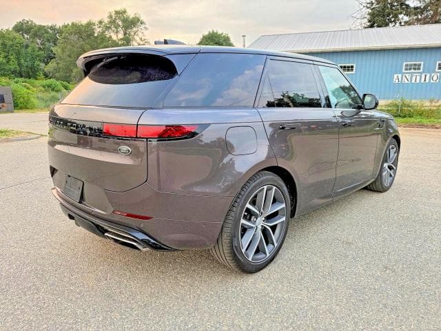 2023 LAND ROVER RANGE ROVER SPORT DYNAMIC SE 4